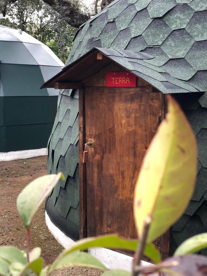 Nisi Glamping 호텔 파랄리아 라콘 외부 사진